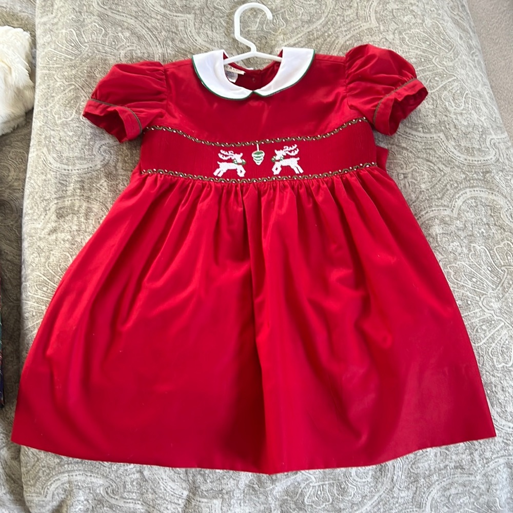 4T beautiful smocked Christmas dress